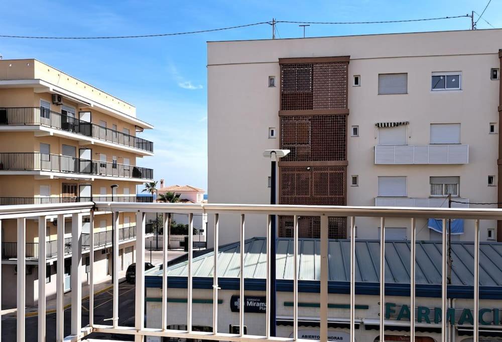 Amplio Piso Con Terraza A 50 M De Playa Miramar Apartment Luaran gambar